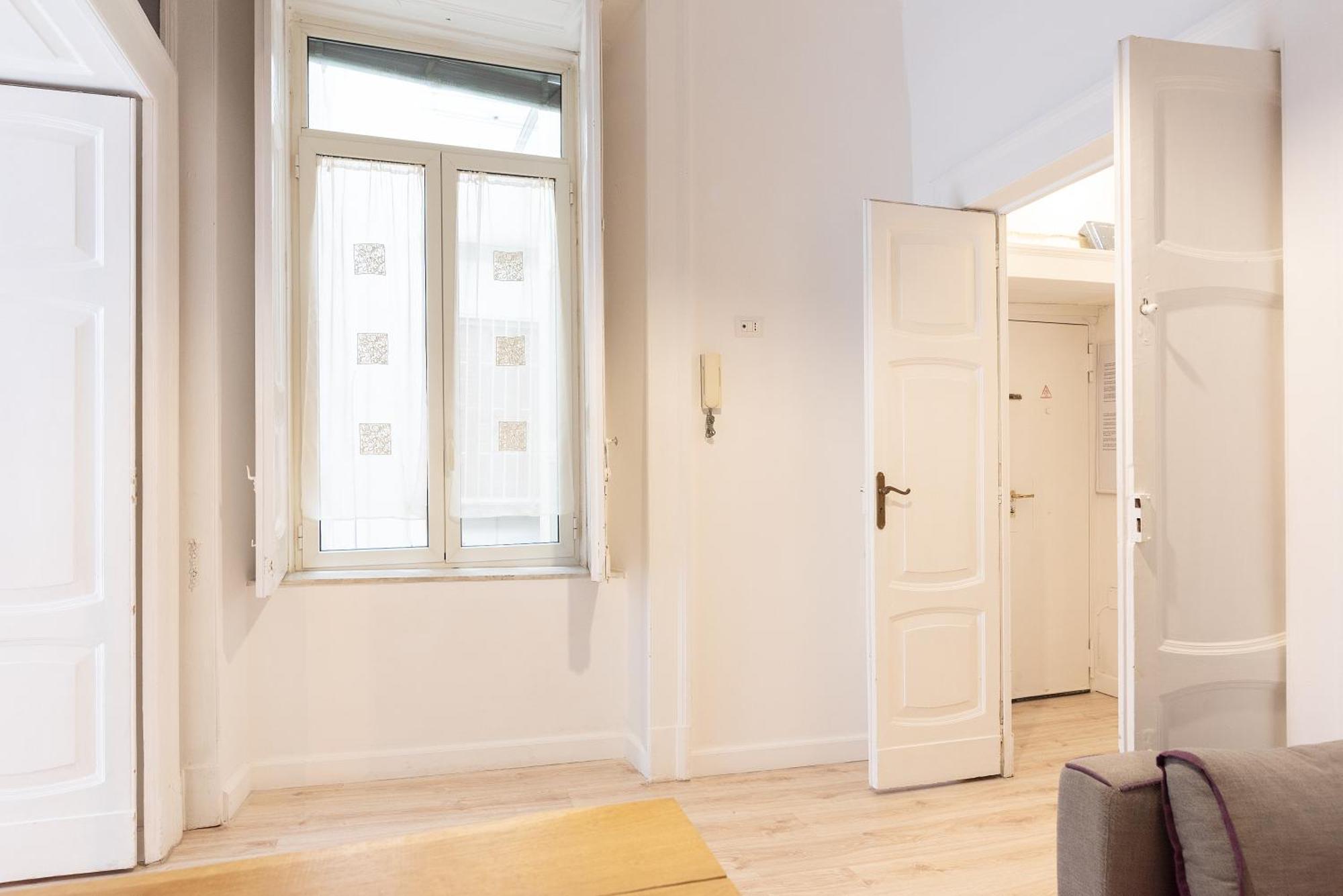 J-Appartment Toledo Naples Exterior photo